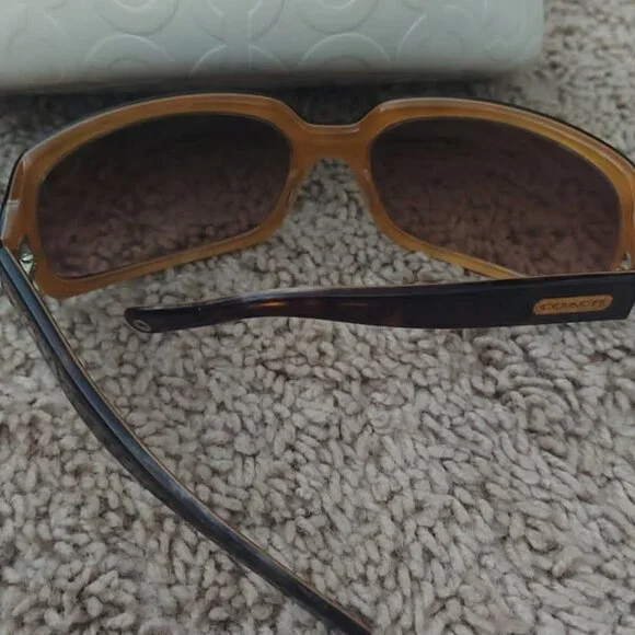 Authentic COACH MIA S433 tortoise sunglasses - Picture 4 of 10